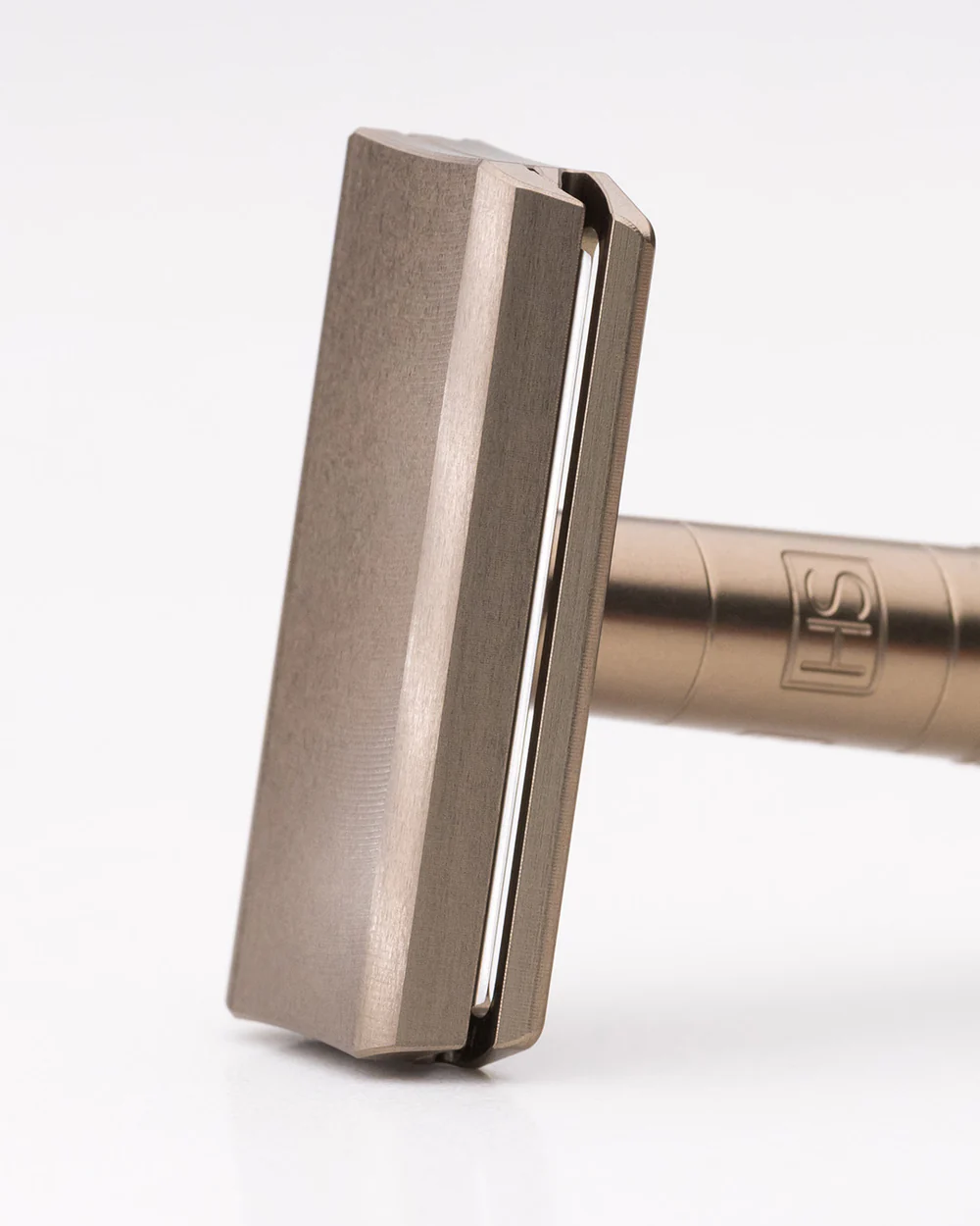Henson Shaving AL13 Tan Mild Safety Razor