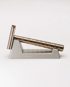 Henson Shaving Razor Holder