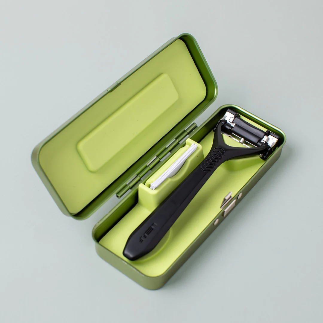 Leaf Shave Leaf Two Travel Case Moss